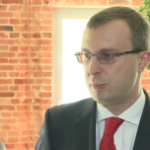PKO BP: Podwyżka stóp nie wcześniej niż w III kw. 2015 r.