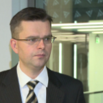 EBC debatuje, jak pomóc gospodarce strefy euro. Decyzja może zmienić kurs euro, a także złotego