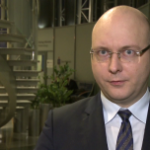 J. Kosaty (PKO BP): W perspektywie kilku miesięcy rosyjska waluta może się ustabilizować na poziomie 60 rubli za dolara. Powrót do poziomów sprzed wojny jest nierealny