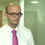 Akcje PZU w ciągu roku straciły 1/3 wartości. Sytuację może poprawić większe zaangażowanie w segment nieruchomości i unikanie ryzyka politycznego