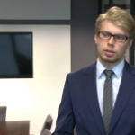 M. Stajniak (XTB): Do połowy roku cena złota może się obniżyć do poziomu 1100 dol. za uncję. Spadki dotkną także rynek miedzi
