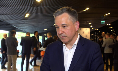 W Centralnym Rejestrze Umów znajdą się wydatki publiczne powyżej 10 tys. zł. Z powodu tak wysokiego progu wiele umów pozostanie niejawnych