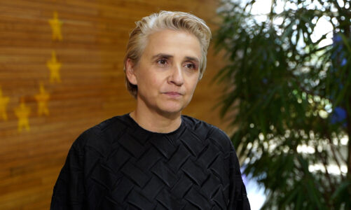 Większość Polaków sprzeciwia się wprowadzeniu euro. Problemem może być brak dobrej komunikacji