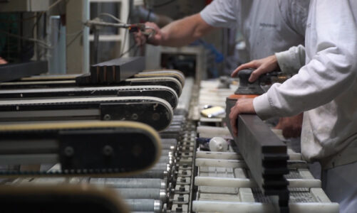 Do 2029 roku rynek pracy skurczy się o milion pracowników. Przedsiębiorcy wskazują, jak zaktywizować cztery wykluczone dotąd zawodowo grupy [DEPESZA]