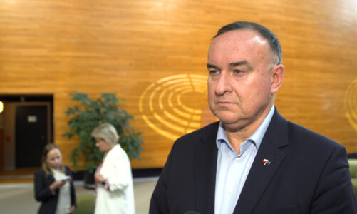 Ważą się losy wymiany handlowej między Stanami Zjednoczonymi a Unią Europejską. Na wysokich cłach stracą obie strony