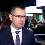 W UE powstaje 12 mln t odpadów tekstylnych rocznie. Artyści przez sztukę chcą promować drugi obieg w modzie